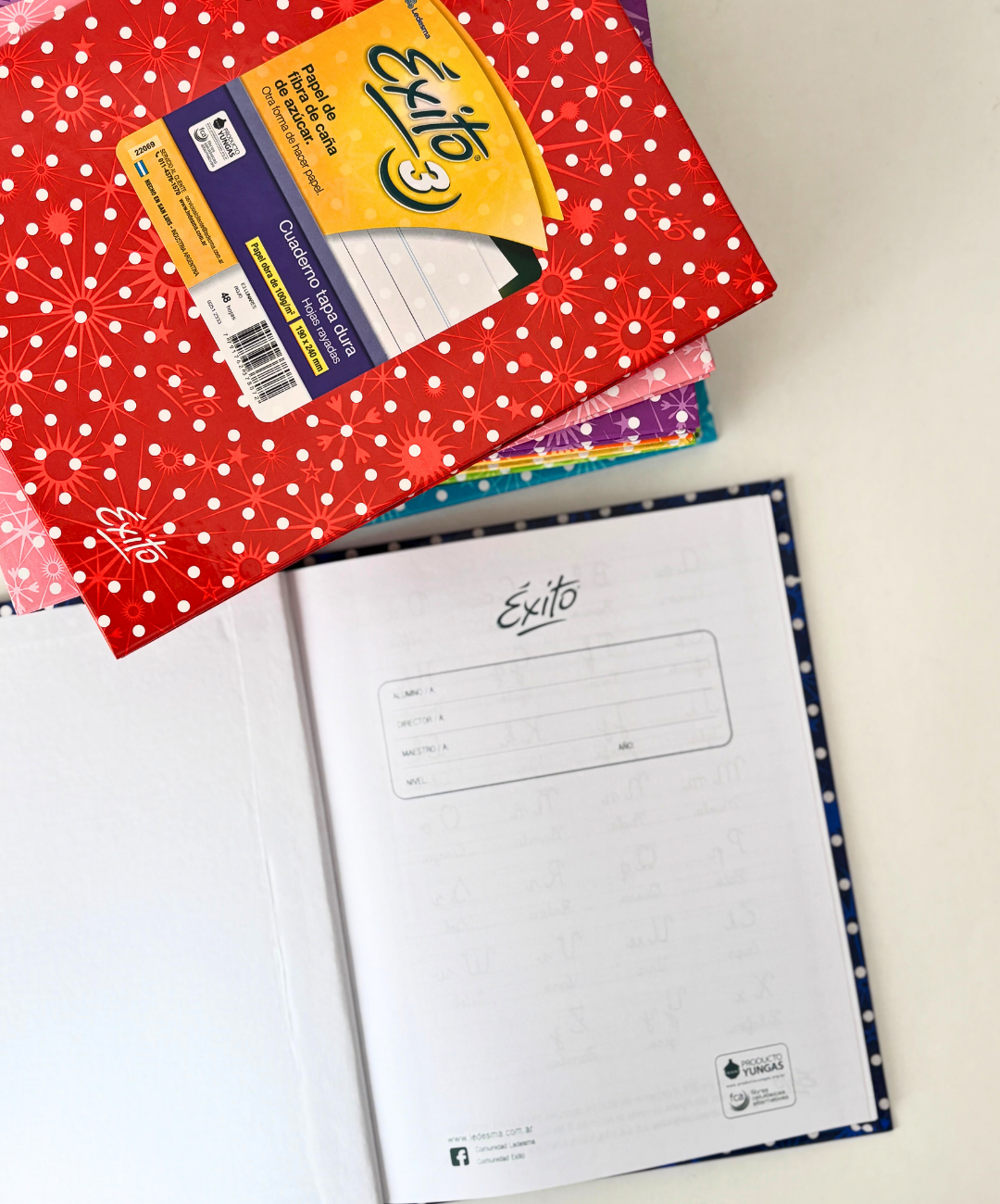 Cuaderno Exito lunares tapa dura 48 hojas rayadas amarillo